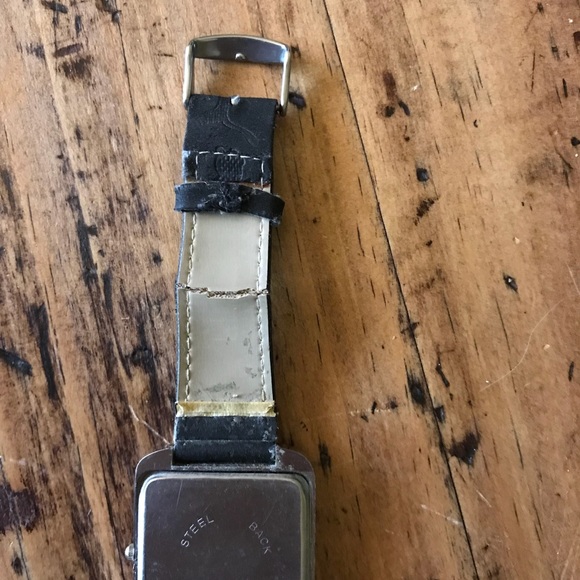 PUMA Glow In The Dark Watch - Picture 7 of 7